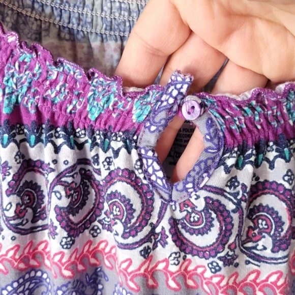 3/$25 Flutter Sleeve Wide Neck Patterned Top - Picture 4 of 9